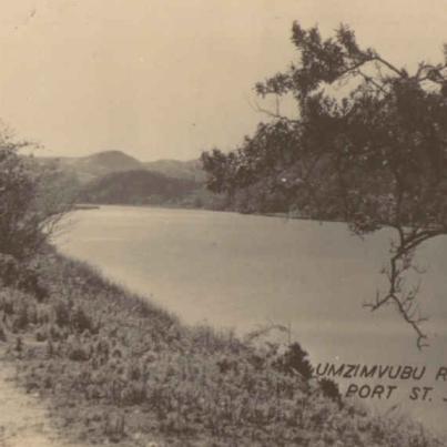 Port St Johns - The river3