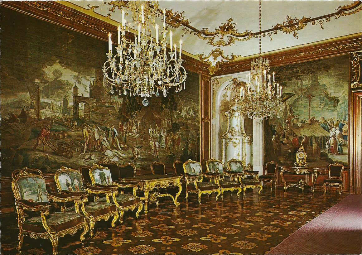 Gobelinsalon (Gobelin salon. 18th Century Brussels tapestries. Also on the six armchairs)
