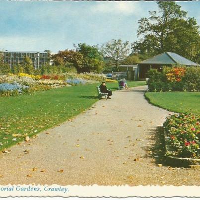 Crawley, The Memorial Gardens