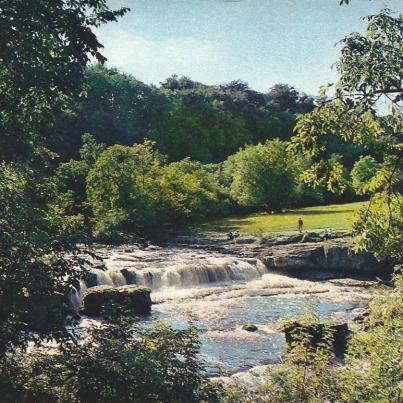 Yorkshire, Aysgarth Upper Force