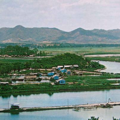 Shum-Chun (or Sham Chun) River viewed from a hill at Lukmachow 