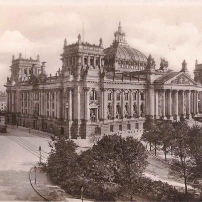 Berlin - Reichstagsgebaüde