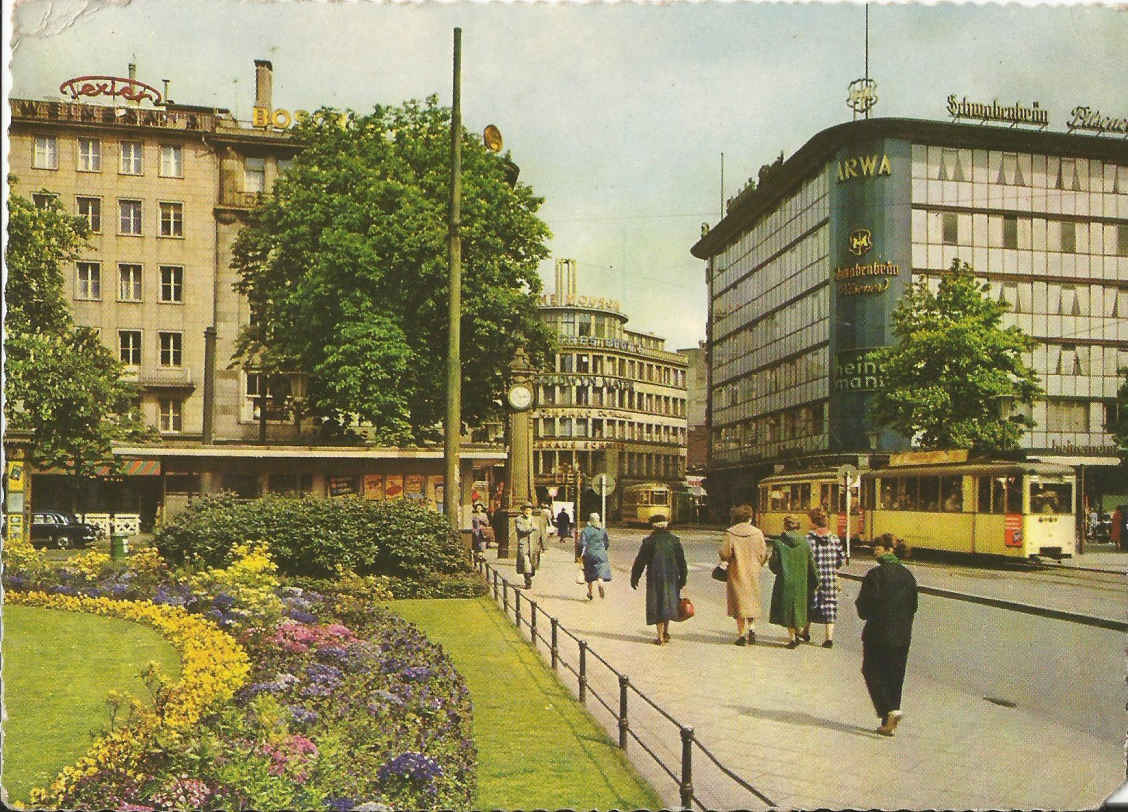 Düsseldorf am Rhein, Corneliusplatz