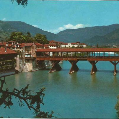Bassano del Grappa, Alpini's Bridge - On the background the Sug