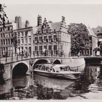 Amsterdam, Grimburgwal, House on the three canals
