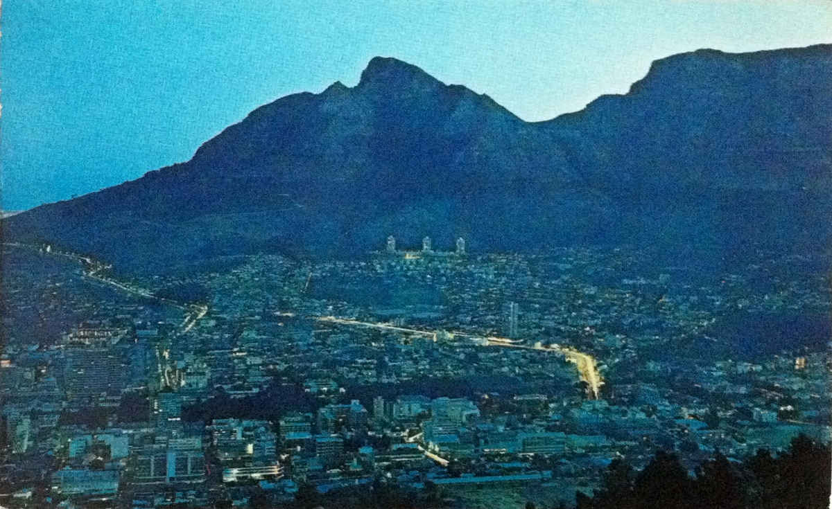Kaapstad, Stadsligte vanaf Seinheuwel.