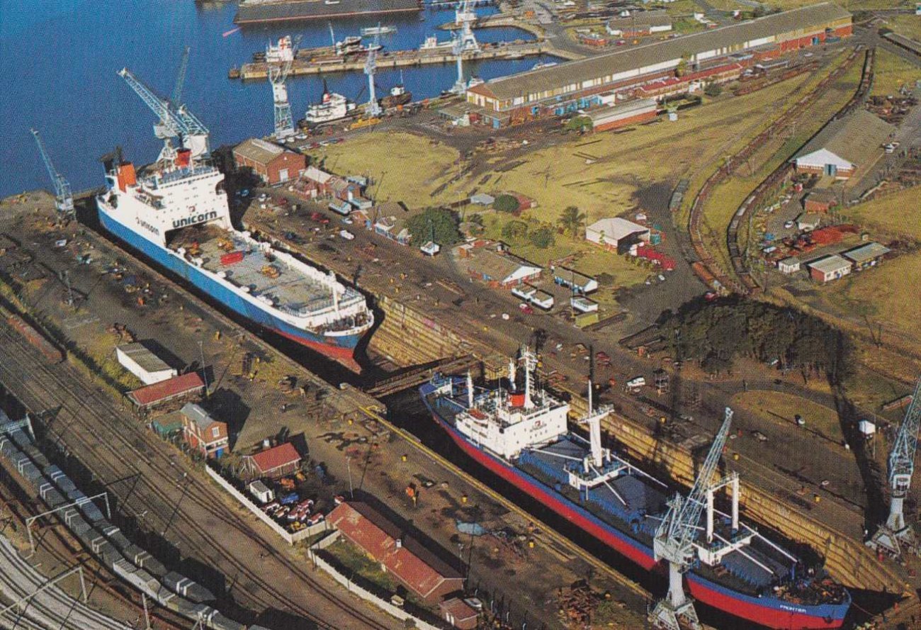 Dry Dock Duo, Cape Town