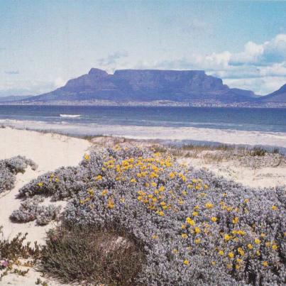 Tafelberg vanaf Bloubergstrand