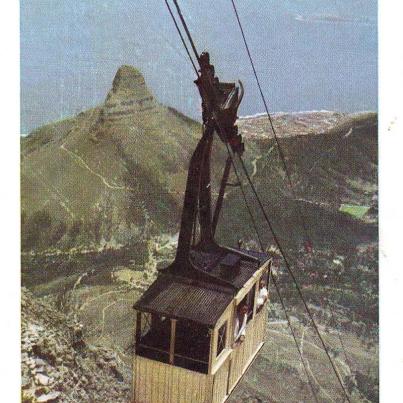 Tafelberg met Leeukop in agtergrond, Kaapstad