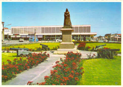 King William's Town, Queen Victoria Diamond Jubilee Memorial on Maclean Square King William's Town, Queen Victoria Diamond Jubilee Memorial on Maclean Square