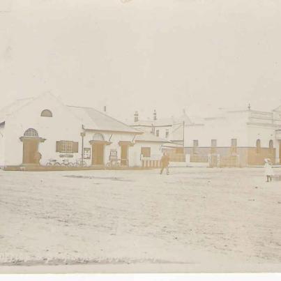 Benoni Post Office 1910 next to STD Bank