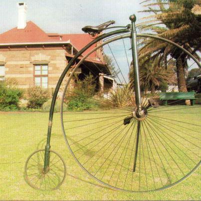 Heidelberg Tvl voormalige motormuseum Starley Penny-Farthing (Hoëwielfiets 1870)