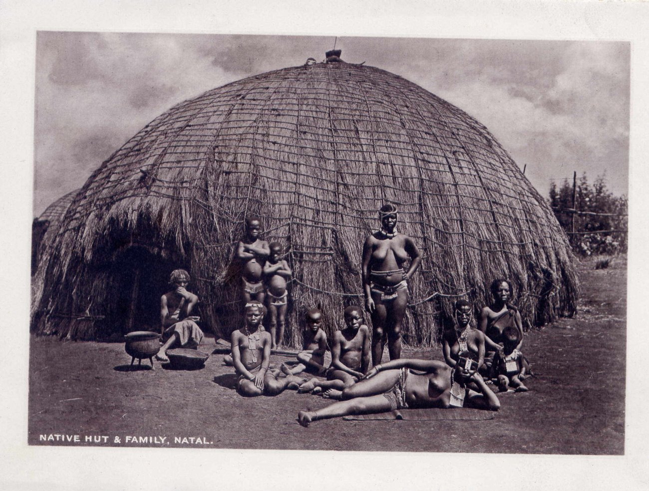 Natal, Native Hut &amp; family