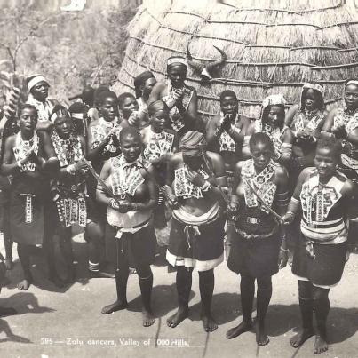 Natal - Valley of 1000 hills, Zulu Dancers