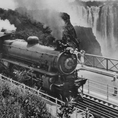 Train Vic Falls bridge