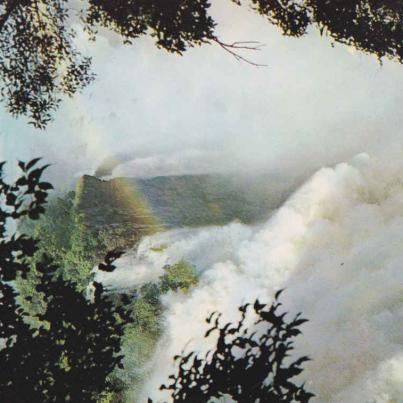 Victoria Falls in flood