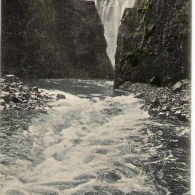 Victoria Falls Gorge from Palm Grove