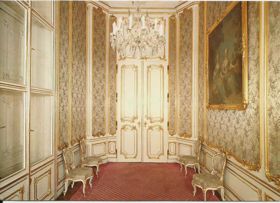 Terrassenkabinett-West (Western Terrace Cabinet leads into the apartments of Empress Elizabeth)