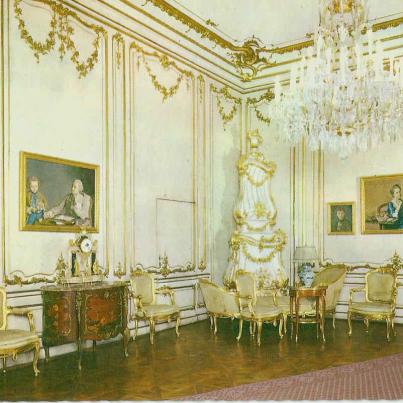Gelber salon (Yellow salon so called after its Louis Seize furniture)