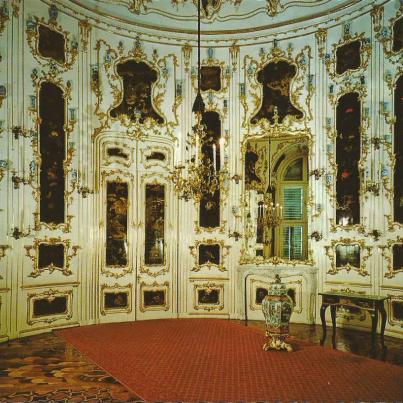 Chinesisches Kabinett {(Chinese cabinets (Little gallery)} von Maria Theresia.