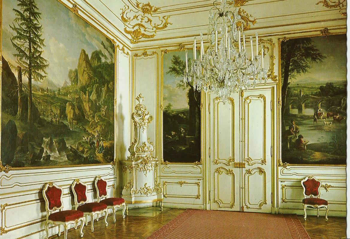 Kleines Rosa-Zimmer (One of three rooms named after the artist Josep Rosa who executed the landscape paintings)