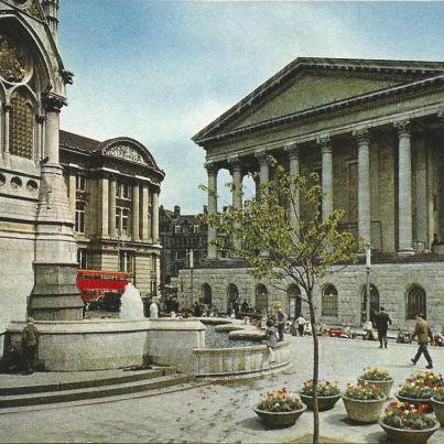 Birmingham, The Town Hall from Chamberlain Square