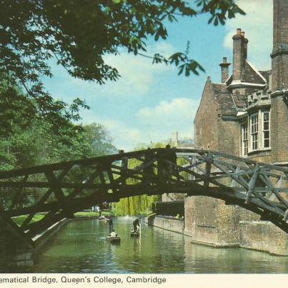 Cambridge, The Mathematical Bridge, Queen's College