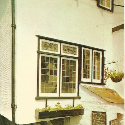 Cornwall, Polperro, House on Props