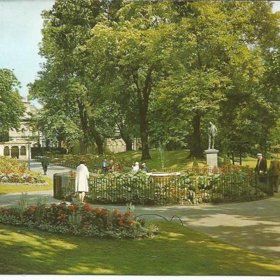 Derby, Sir Henry Royce Statue and Fountain in the Arboretum