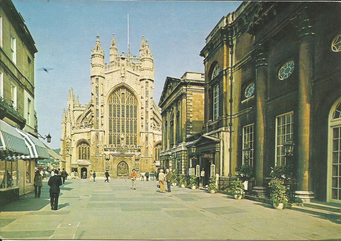 Somerset, Bath, The Abbey Courtyard and Pump Room