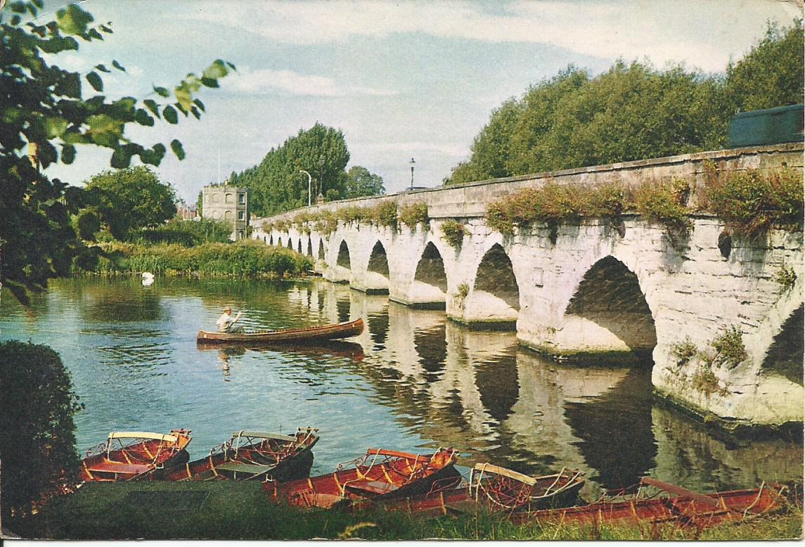 Stratford-upon-Avon, Old Clopton Bridge