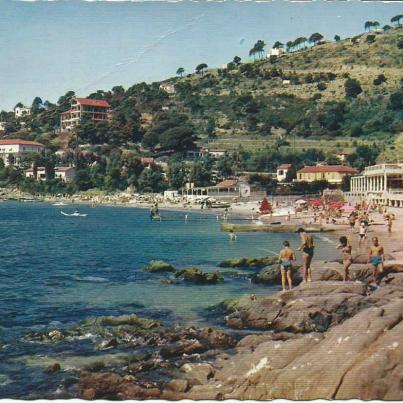 Var, Aiguebelle, L'Hotel des Bains et la Plage