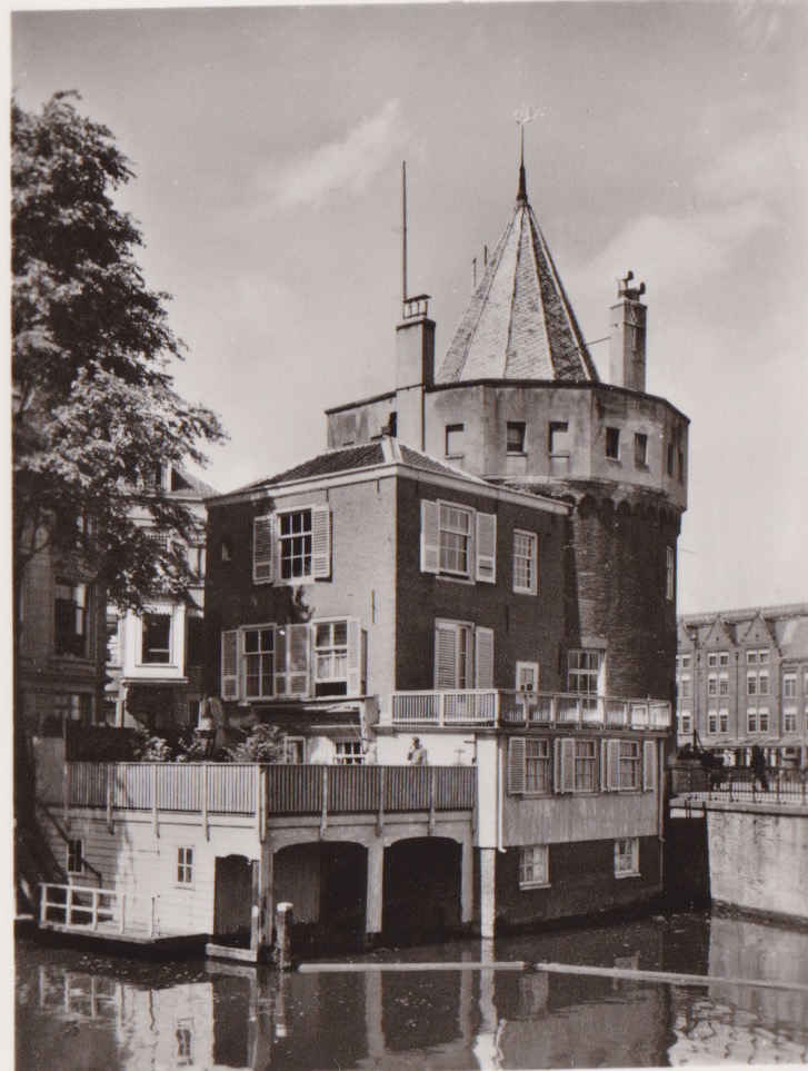 Amsterdam, Tower of the weeping women