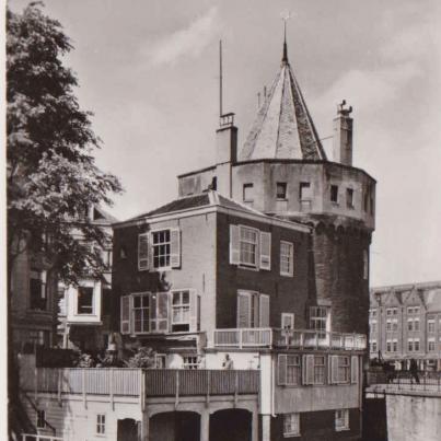 Amsterdam, Tower of the weeping women