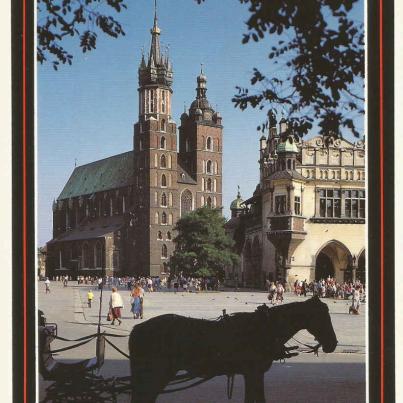 Krakow( Cracow), St. Mary's Church &amp; The Cloth Hall