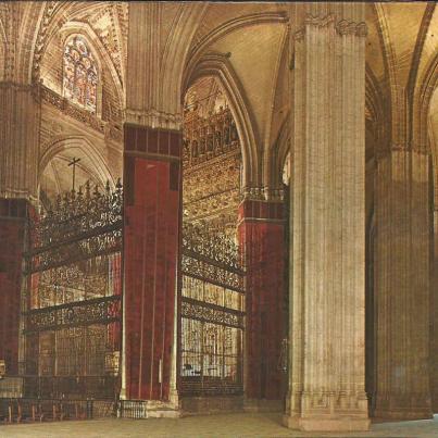 Sevilla, The Cathedral, Main Altar and Naves