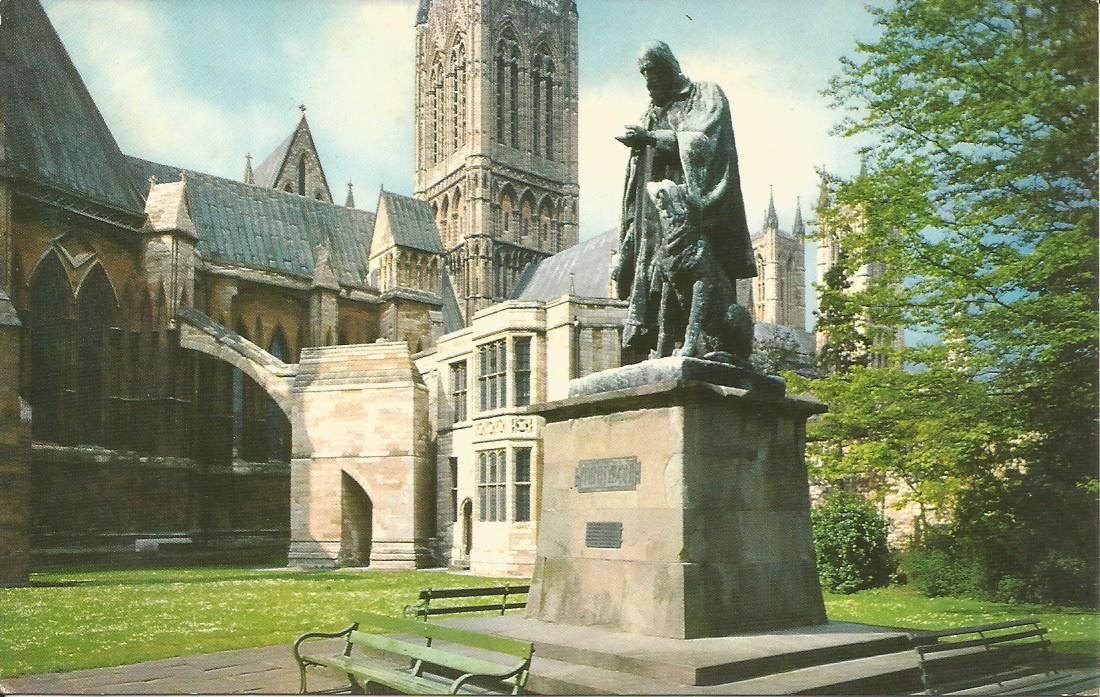 Lincoln, The Cathedral and the Tennyson Statue